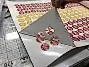 Печать на самоклеющейся пленке